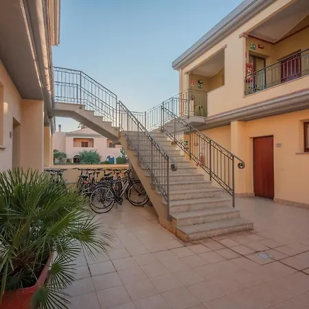 Stylish Le Fontane 1 Bedroom Sleeps 2 Num0754 Apartment *