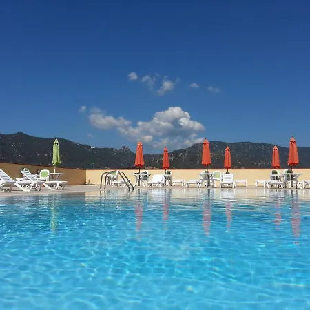 Apartment Stylish Le Fontane 1 Bedroom Sleeps 2 Num0754